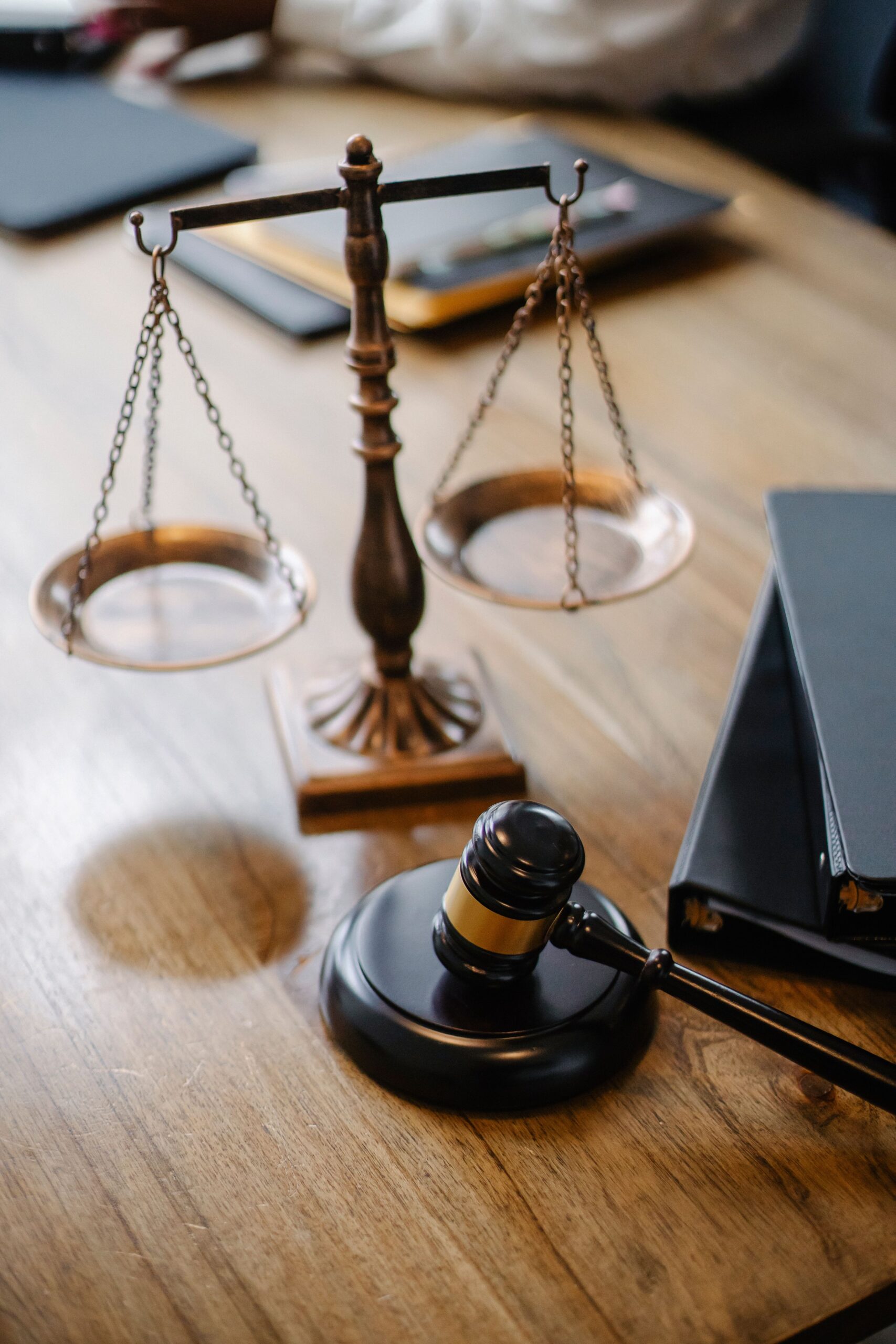 Abogado penalista en Torrent - balanza de la justicia